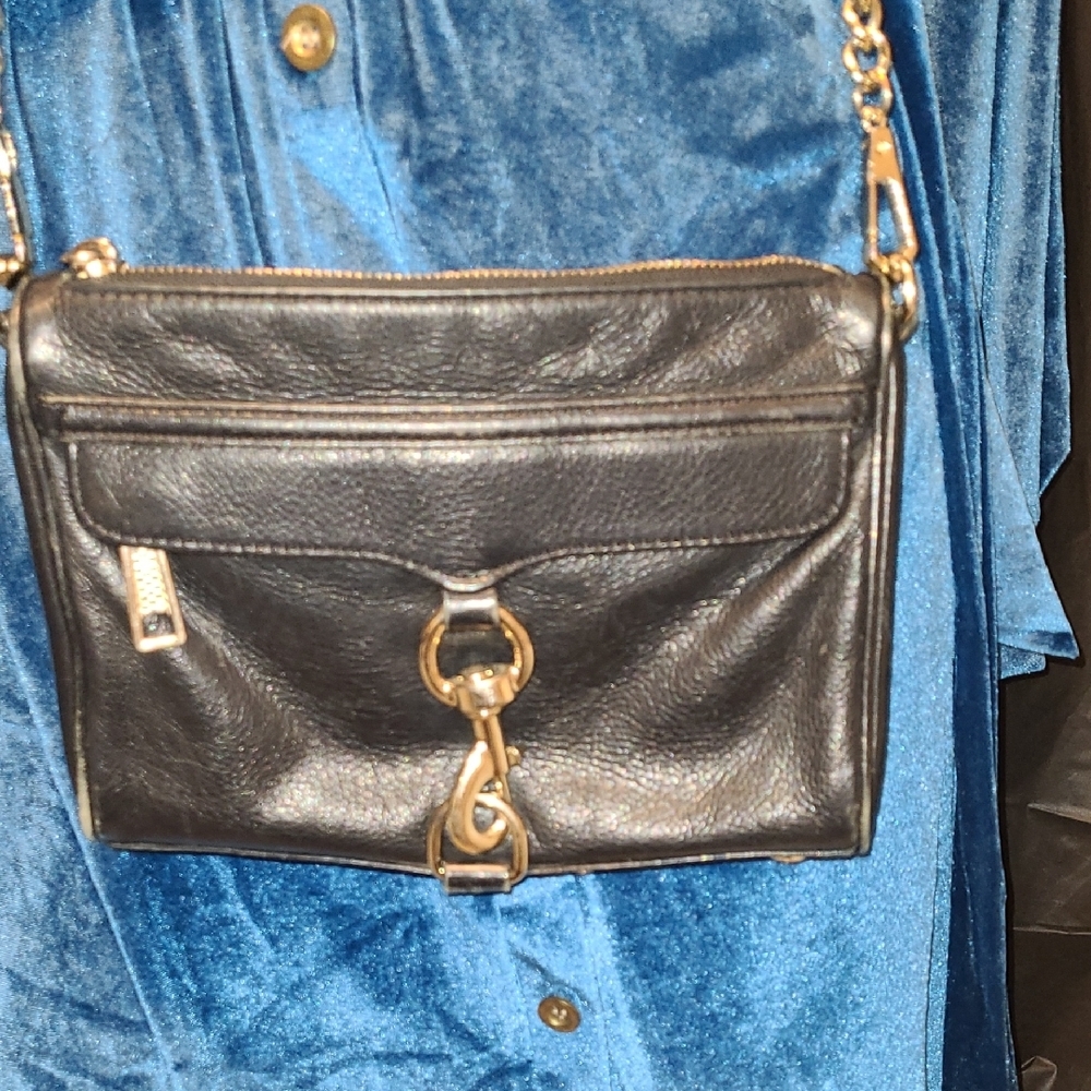 🤩Black leather Rebecca Minkoff Mini M.A.C. Crossbody bag with Gold Accents - Picture 2 of 16